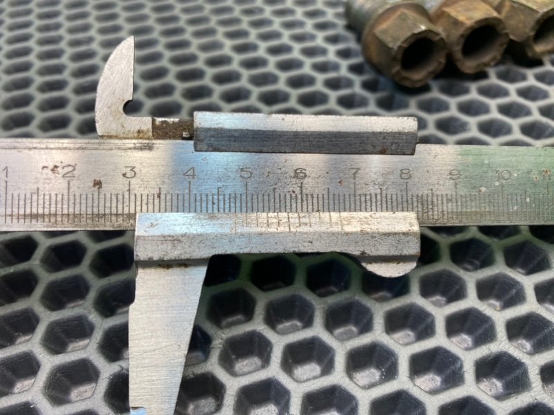 Колесные болты, 1700 рублей, Тверь