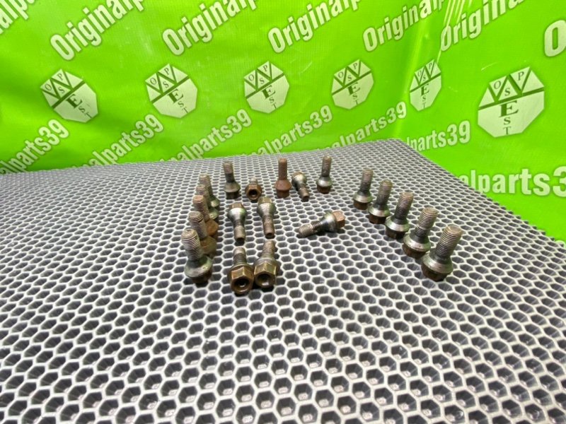 Колесные болты, 1700 рублей, Тверь