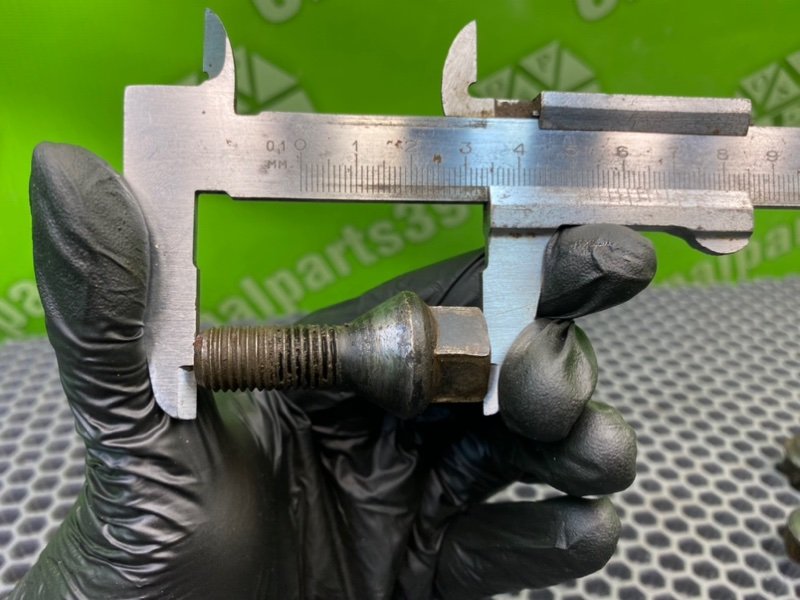 Колесные болты, 1700 рублей, Тверь