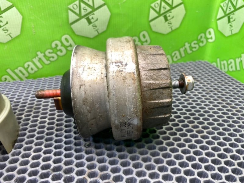 Подушка двигателя, 3100 рублей, Калининград