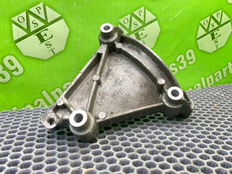 Кронштейн компрессора кондиционера, 500 рублей, Калининград