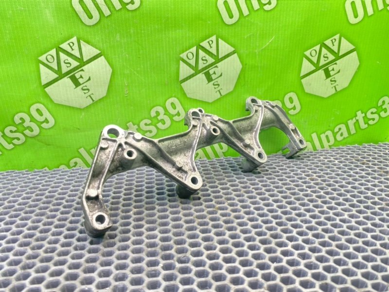 Кронштейн, 700 рублей, Калининград