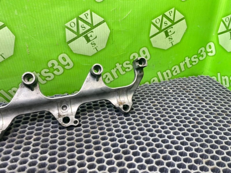 Кронштейн, 700 рублей, Калининград