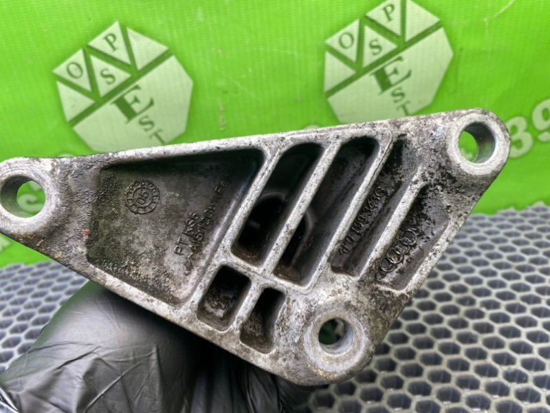 Подушка двигателя, 1000 рублей, Калининград