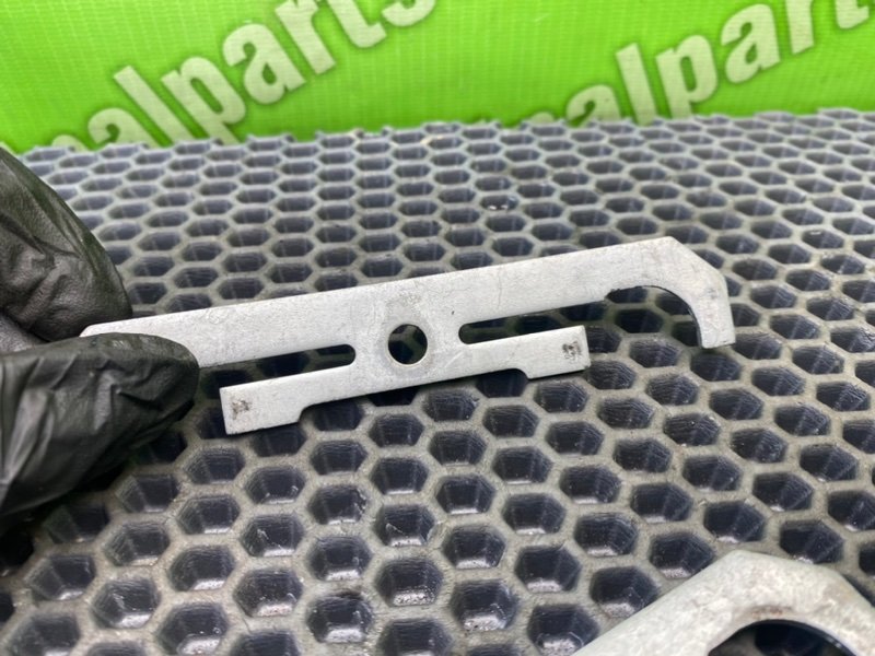 Кронштейн форсунки, 1200 рублей, Калининград