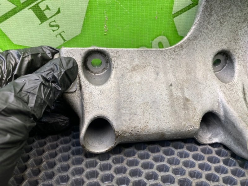 Кронштейн компрессора кондиционера, 1300 рублей, Калининград