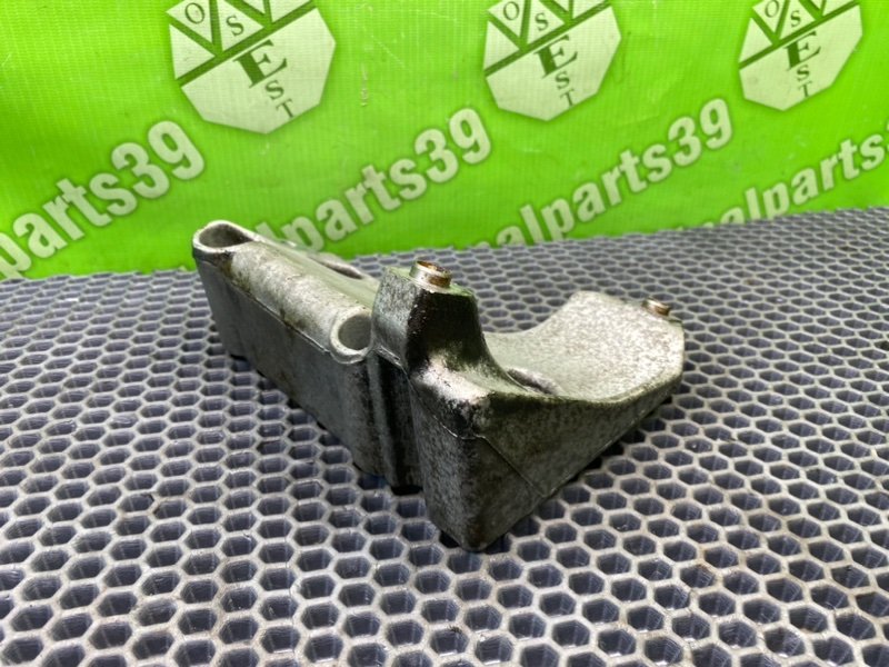 Кронштейн компрессора кондиционера, 1300 рублей, Калининград