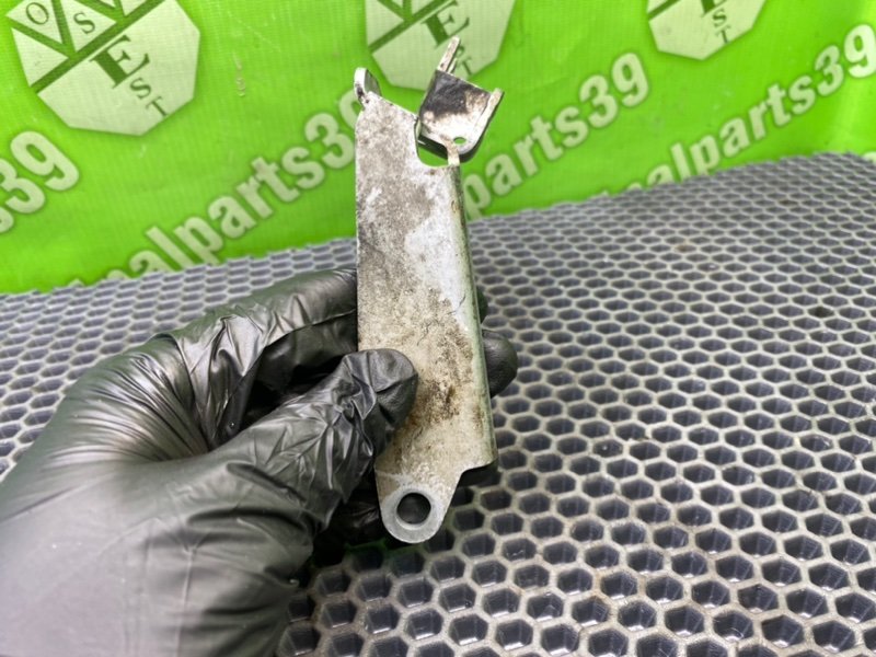 Кронштейн компрессора кондиционера, 1300 рублей, Калининград