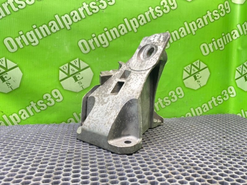 Кронштейн опоры двигателя, 1300 рублей, Калининград