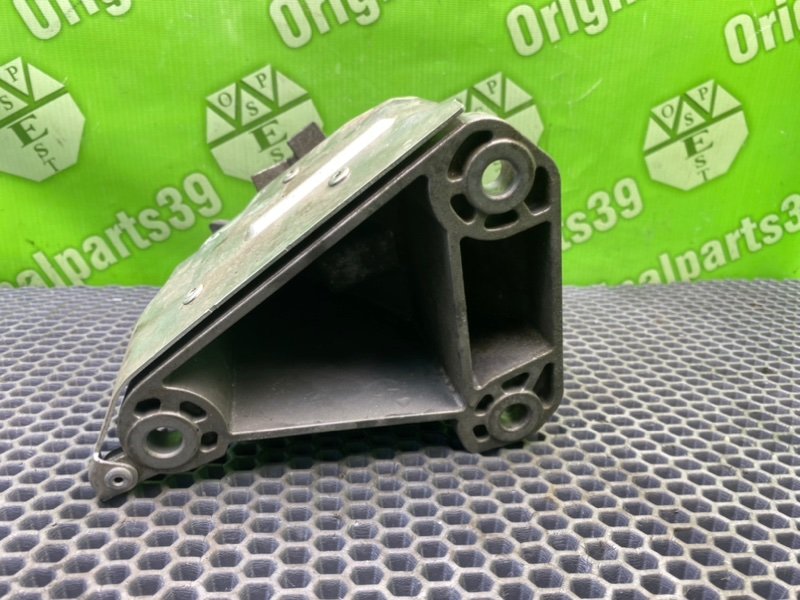 Кронштейн опоры двигателя, 1300 рублей, Калининград