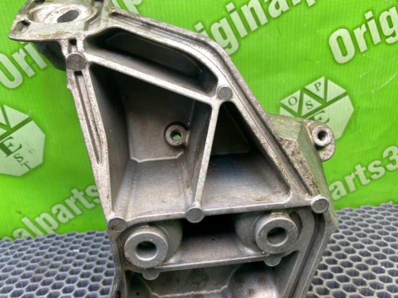 Кронштейн опоры двигателя, 1300 рублей, Калининград