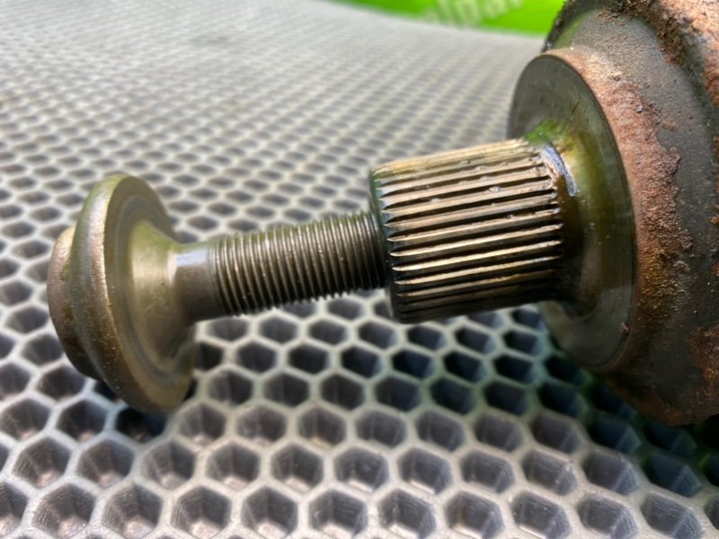 Полуось, 3000 рублей, Калининград