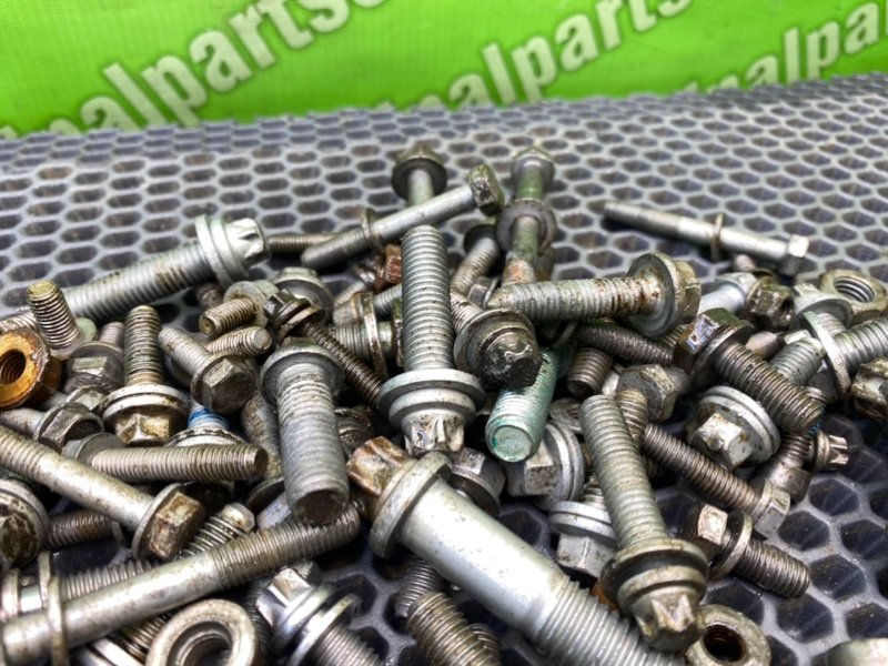 Болты, 1400 рублей, Калининград