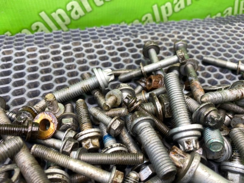 Болты, 1400 рублей, Калининград