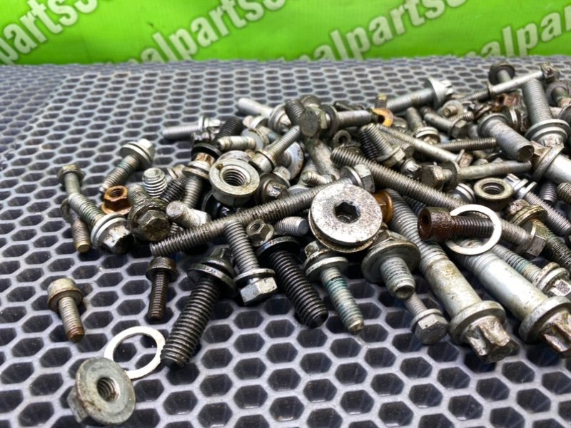 Болты, 1400 рублей, Калининград