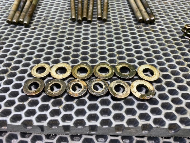 Болты двигателя, 1400 рублей, Калининград