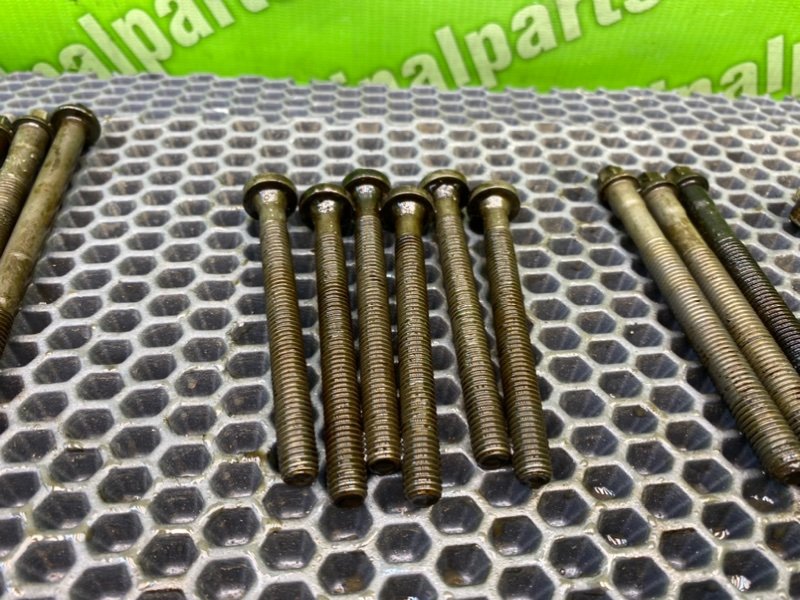 Болты двигателя, 1400 рублей, Калининград