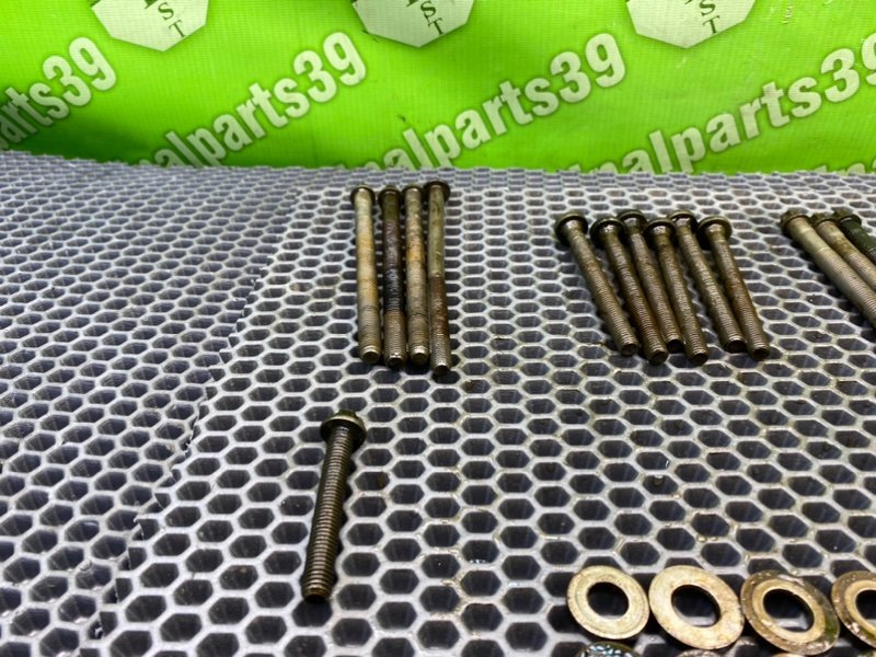 Болты двигателя, 1400 рублей, Калининград