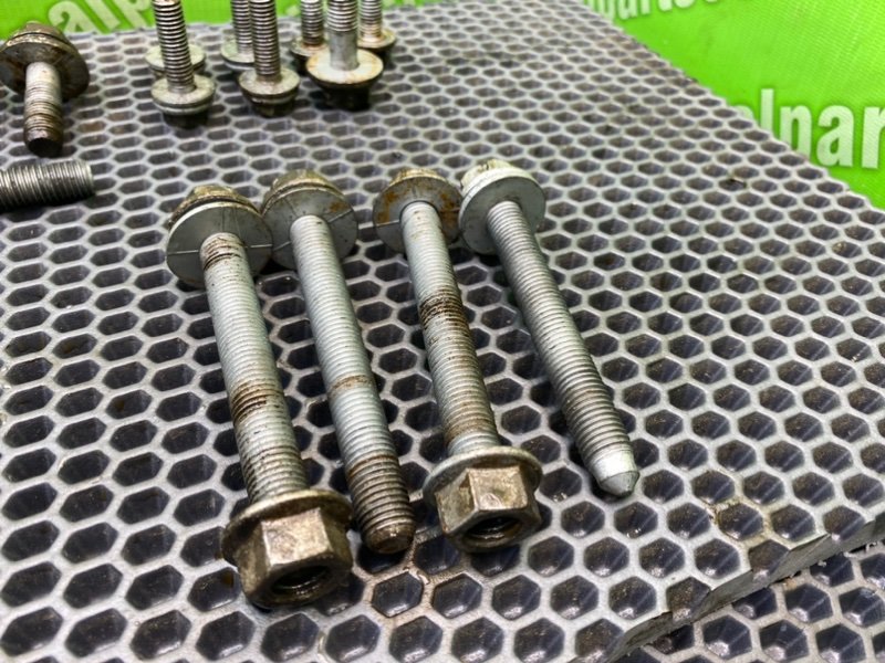 Болты подрамника, 1500 рублей, Калининград