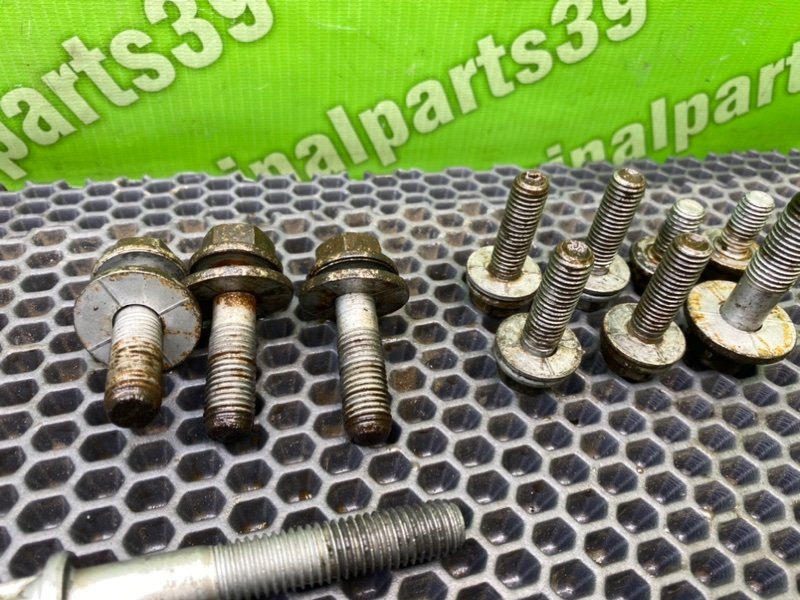 Болты подрамника, 1500 рублей, Калининград