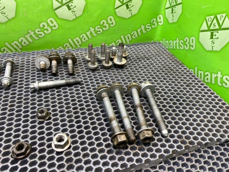 Болты подрамника, 1500 рублей, Калининград