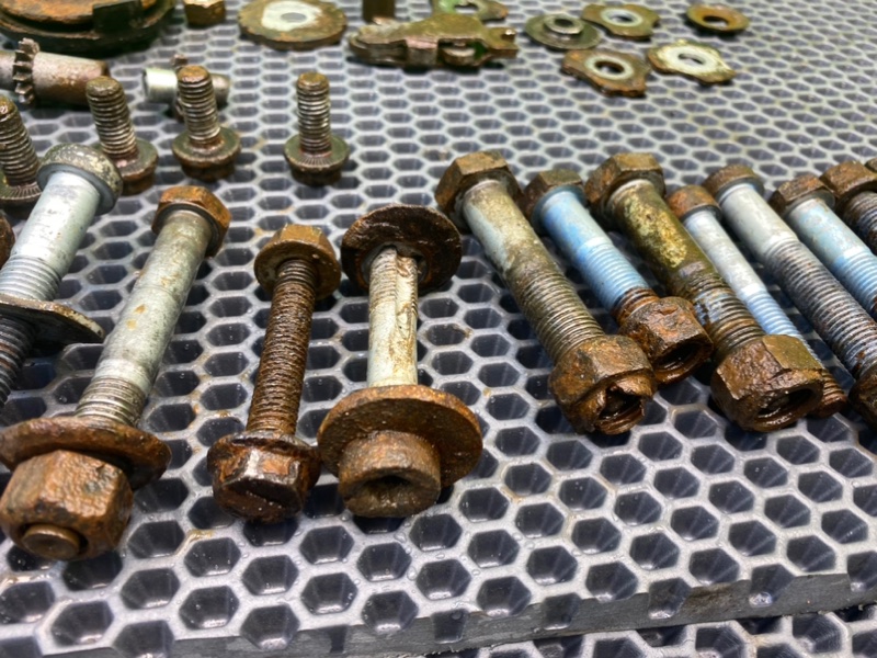 Болты подрамника, 1700 рублей, Калининград