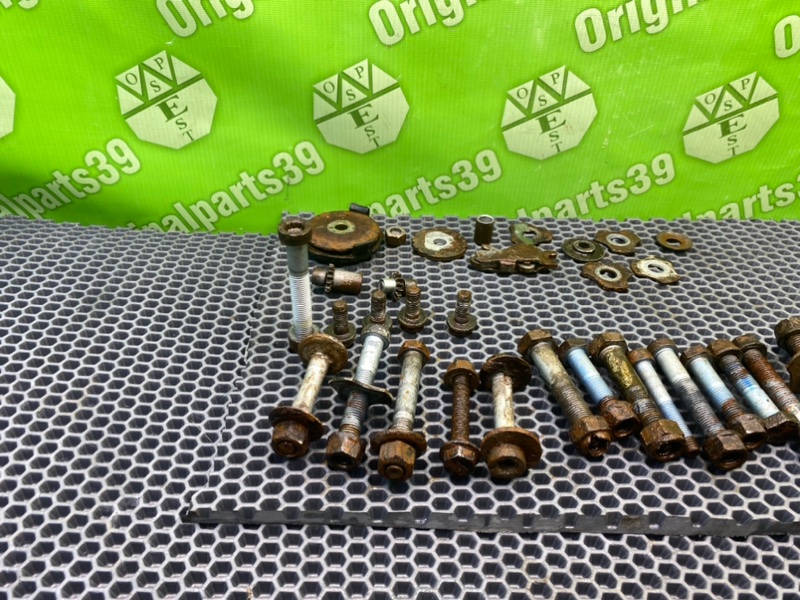 Болты подрамника, 1700 рублей, Калининград