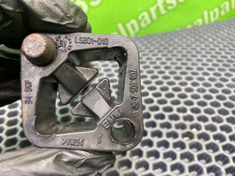 Кронштейн, 900 рублей, Калининград