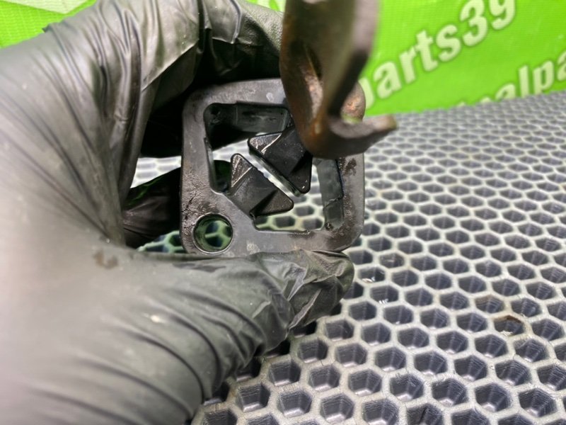 Кронштейн, 900 рублей, Калининград