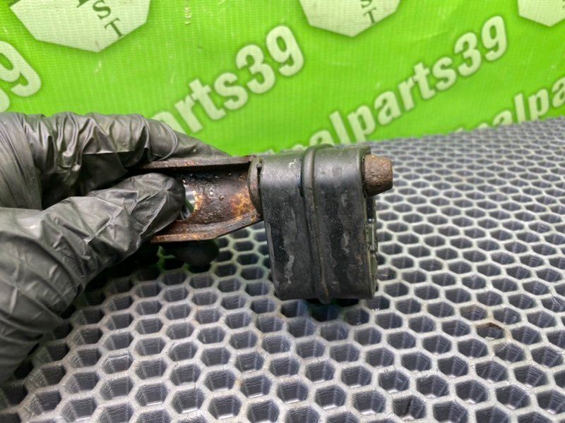 Кронштейн, 900 рублей, Калининград