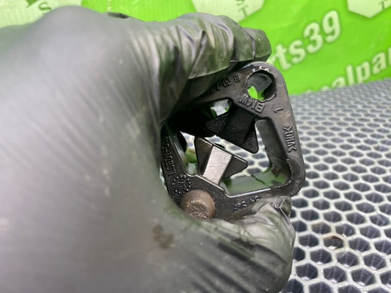 Кронштейн, 900 рублей, Калининград