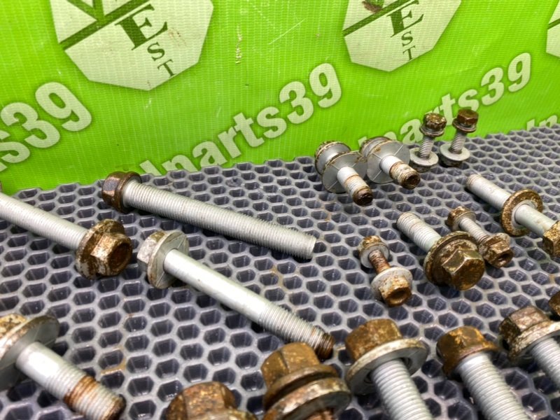 Болты подрамника, 1900 рублей, Калининград