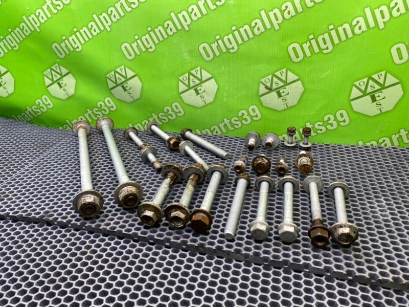 Болты подрамника, 1900 рублей, Калининград