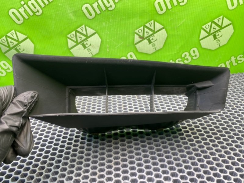 Воздухозаборник, 1000 рублей, Калининград