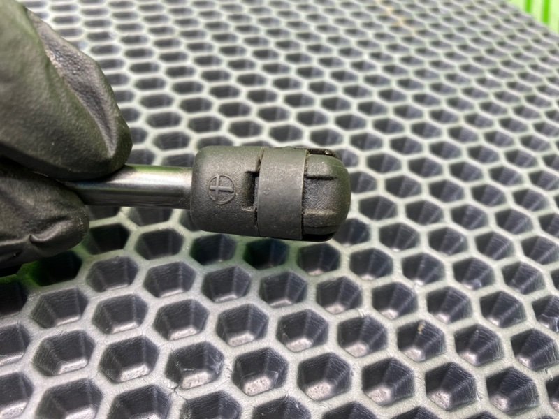 Амортизатор капота, 900 рублей, Калининград