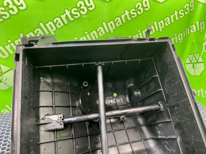 Корпус воздушного фильтра, 1000 рублей, Калининград