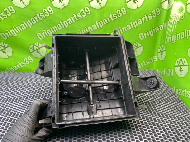 Корпус воздушного фильтра, 1000 рублей, Калининград