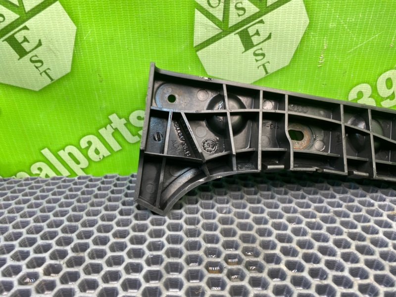 Кронштейн бампера, 1000 рублей, Калининград