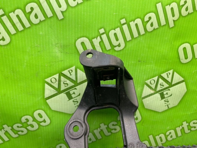 Кронштейн, 800 рублей, Калининград