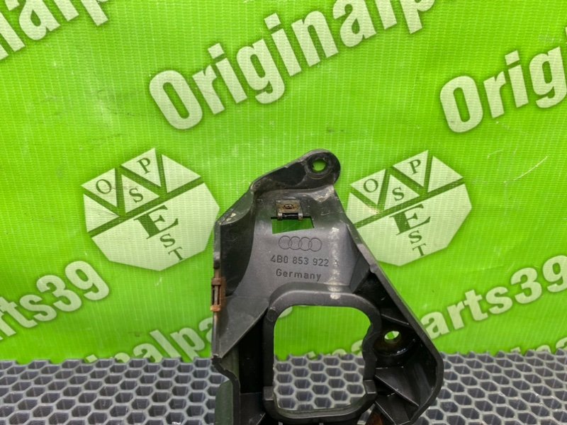 Кронштейн, 800 рублей, Калининград