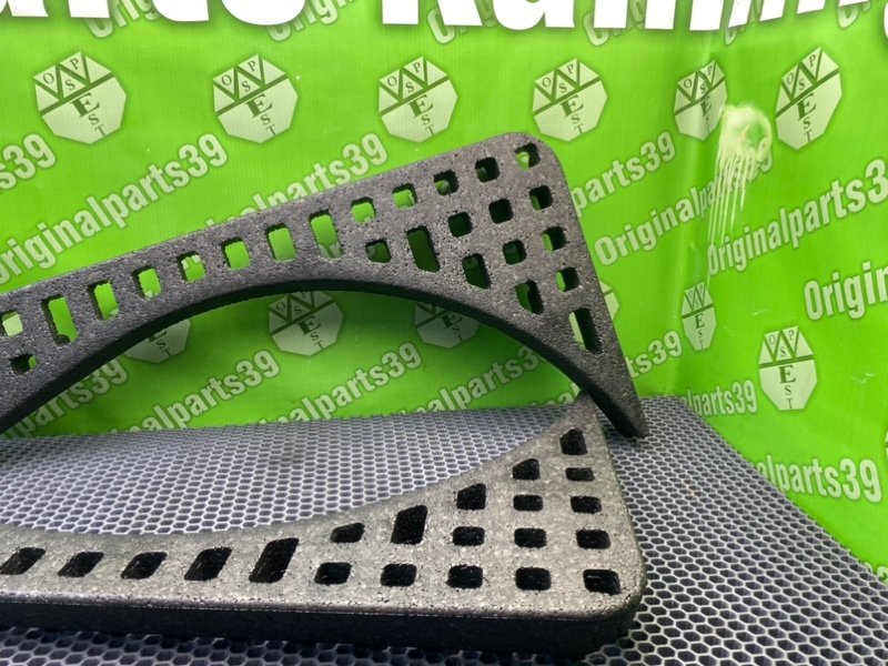 Обшивка багажника, 1000 рублей, Калининград