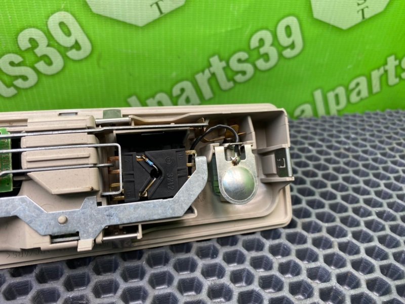 Плафон подсветки салона, 1000 рублей, Калининград