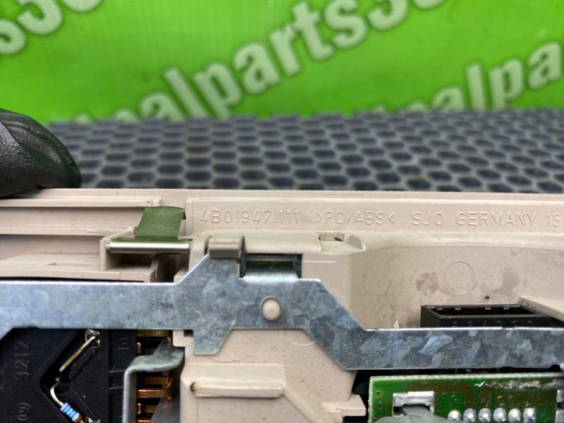 Плафон подсветки салона, 1000 рублей, Калининград