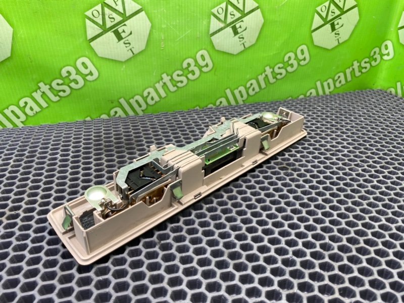 Плафон подсветки салона, 1000 рублей, Калининград