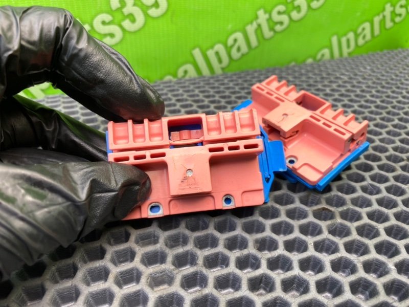 Направляющие, 1000 рублей, Калининград