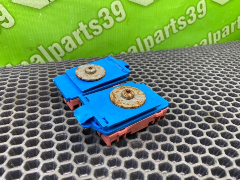 Направляющие, 1000 рублей, Калининград