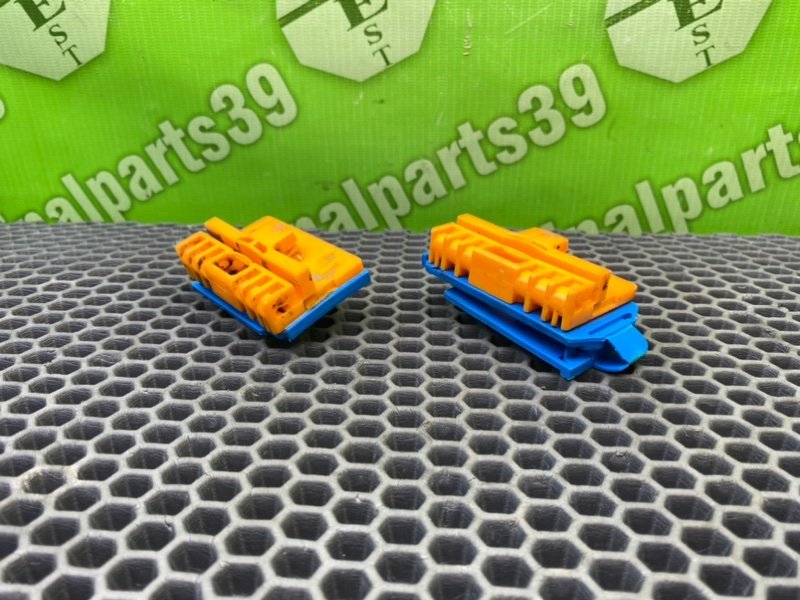 Направляющие, 1000 рублей, Калининград