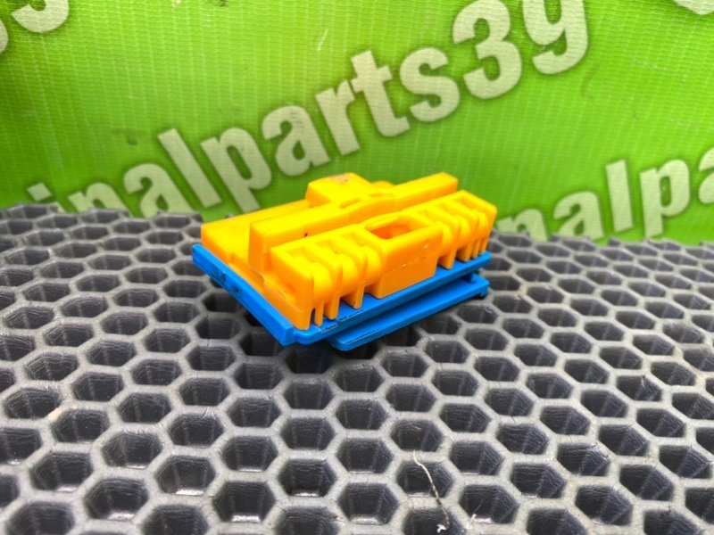 Направляющие, 1000 рублей, Калининград