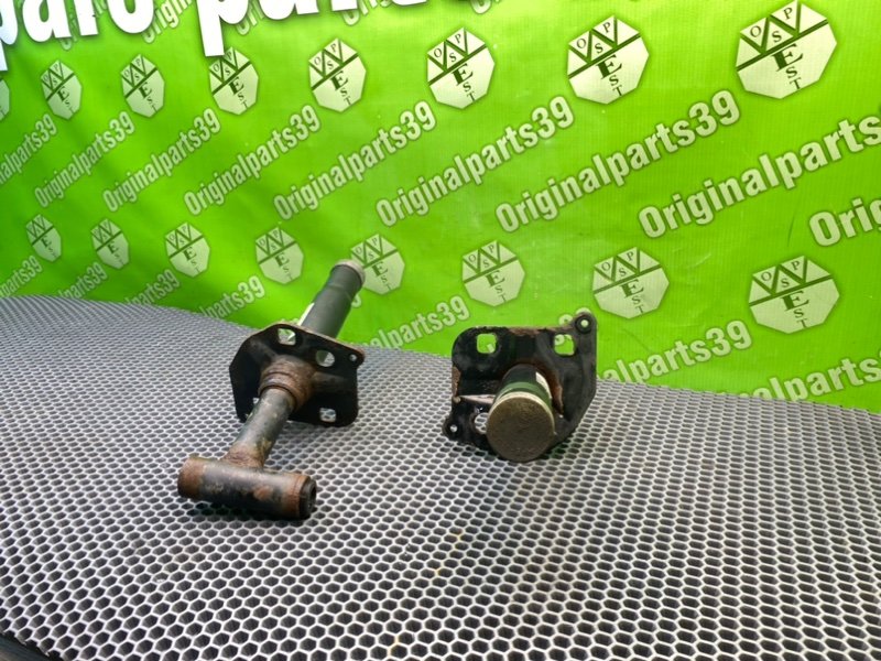 Кронштейны, 1600 рублей, Калининград