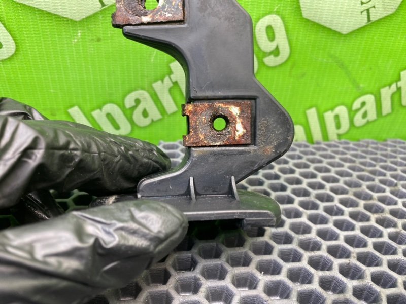 Кронштейн бампера, 900 рублей, Калининград